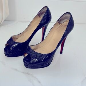 Christian Louboutin size 8.5 38.5 Peep Toe Heel Wedge, black snake skin leather